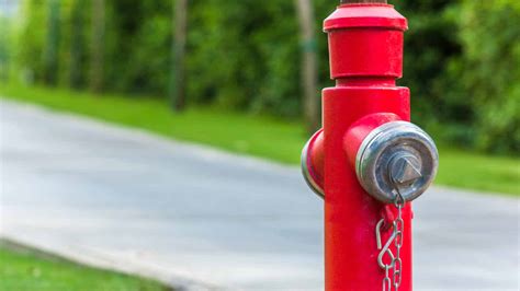 Colonnes et poteaux incendie .